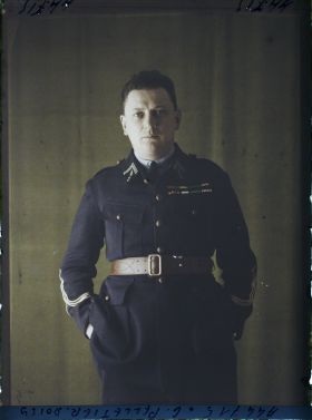 Image représentant Le Général  https://musee-albert-kahn.s-museum.fr/home/NWQ2OTAwYzNmYjZlZTk1ZWQwODJmMjY4L2dlbmVyaWMtbm90aWNlLXRhYi9hdXRob3JpdHkvNjE3YTc5ZjVjZjhiODk2OGIzMzM3ZDIx/5d6900c3fb6ee95ed082f268/generic-notice-tab/authority/617a79ebcf8b8968b3336684 Georges Pelletier-Doisy