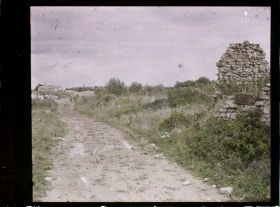 Image représentant France, Boureuil Secteur de Vauquois, Ce qu'était la rue de l'Eglise