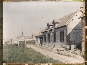 Image représentant France, Laffaux, Reconstructions vers Mairie
