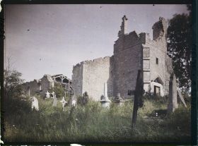 Image représentant France, Aubreville (Meuse), Ruines extérieurs de l'Eglise