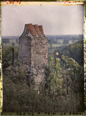 Image représentant Cheminée d'une maison troglodyte