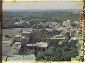 Image représentant Panorama avec la mosquée de Taylan à gauche et le cimetière musulman à droite