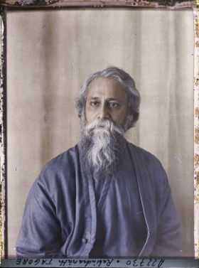 Image représentant https://musee-albert-kahn.s-museum.fr/home/NWQ2OTAwYzNmYjZlZTk1ZWQwODJmMjY4L2dlbmVyaWMtbm90aWNlLXRhYi9hdXRob3JpdHkvNjE3YTc5ZjVjZjhiODk2OGIzMzM3ZDIx/5d6900c3fb6ee95ed082f268/generic-notice-tab/authority/617a79ebcf8b8968b3336653 Rabindranâth Tagore