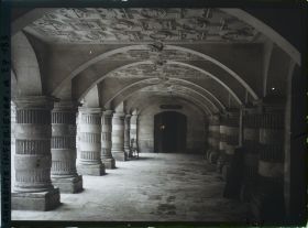 Image représentant Les arches de la cour d'Honneur de l'Hôtel de Ville