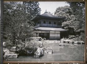 Image représentant Le temple Jishô-ji : le pavillon d'argent (Ginkaku)