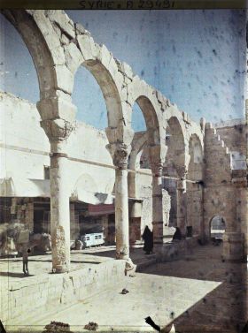 Image représentant Vestiges antiques menant à la mosquée des Omeyades