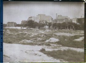 Image représentant L'emplacement des anciennes fortifications à la porte de Saint-Cloud