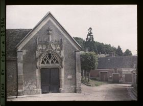 Image représentant France, Montfort l'Amaury, La Porte du Cimetière XVe