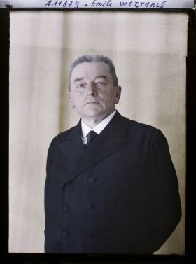 Image représentant Monsieur  https://musee-albert-kahn.s-museum.fr/home/NWQ2OTAwYzNmYjZlZTk1ZWQwODJmMjY4L2dlbmVyaWMtbm90aWNlLXRhYi9hdXRob3JpdHkvNjE3YTc5ZjVjZjhiODk2OGIzMzM3ZDIx/5d6900c3fb6ee95ed082f268/generic-notice-tab/authority/617a79ebcf8b8968b3337a86 Emile Wetterlé