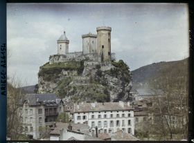 Image représentant Le château vu de près