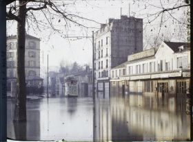 Image représentant La rue du Port inondée
