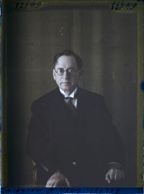 Image représentant Monsieur  https://musee-albert-kahn.s-museum.fr/home/NWQ2OTAwYzNmYjZlZTk1ZWQwODJmMjY4L2dlbmVyaWMtbm90aWNlLXRhYi9hdXRob3JpdHkvNjE3YTc5ZjVjZjhiODk2OGIzMzM3ZDIx/5d6900c3fb6ee95ed082f268/generic-notice-tab/authority/617a79ebcf8b8968b3337360 Gabriel Maugain