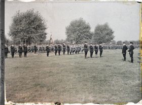 Image représentant St Folquen, Revue des fusiliers marins par l'amiral Ronach à St Folquen
