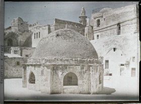 Image représentant Coupole de l'Église Sainte Hélène