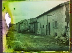 Image représentant France, Les Paroches, Une rue