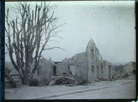 Image représentant Ville en Tardenois, Ruines Grande Rue