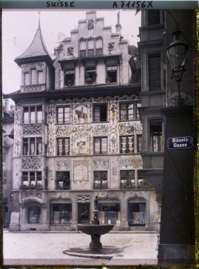 Image représentant Maison avec façade peinte à la Rössligasse