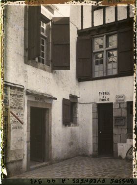 Image représentant France, Ciboure, La Mairie et la Poste