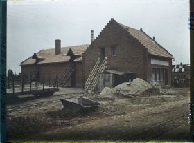 Image représentant France, Neuville St Waast, Maisons reconstruites
