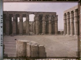 Image représentant Cour solaire d'Amenophis III
