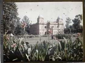 Image représentant Pavillon dans le parc du palais Jagatjit (?)