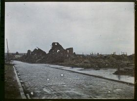 Image représentant France, Lens, L'arrivée à Lens par la route d'Arras