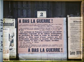 Image représentant Affiche pour les élections législatives des 22 et 29 avril, A bas la guerre !