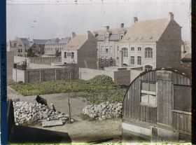 Image représentant Belgique, Ypres, Une vue s/  de nouvelles maisons