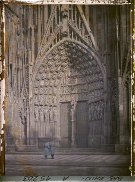 Image représentant France Alsace, Strasbourg, Le porche Central de la Cathédrale